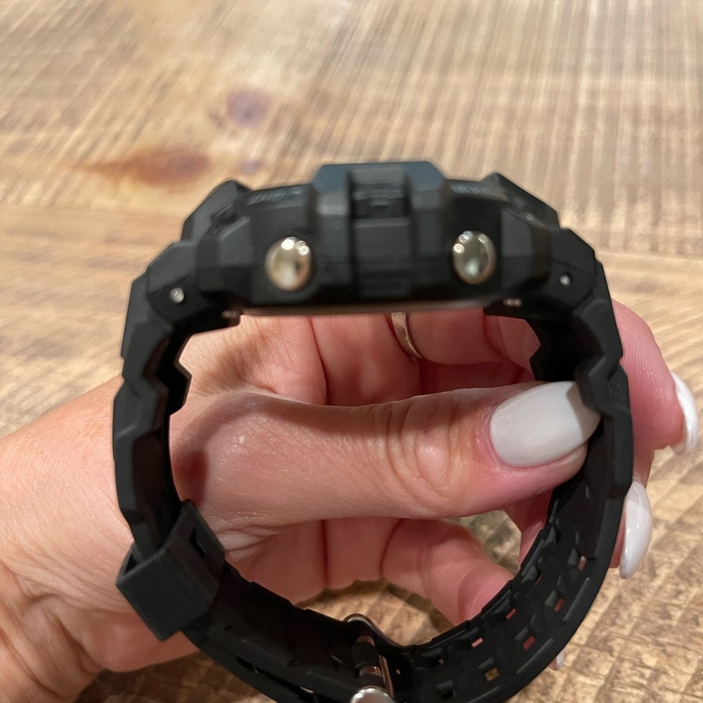 Black watch - Picture 2 of 8